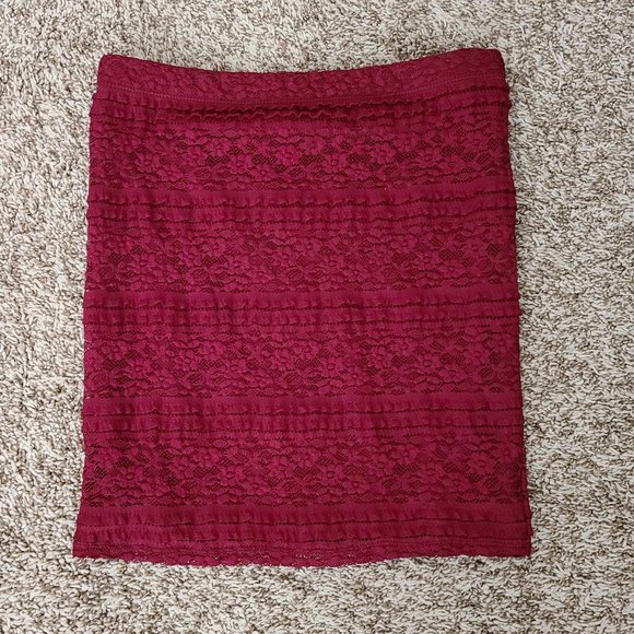 Burgundy Floral Lace Bodycon Skirt - Picture 1 of 6